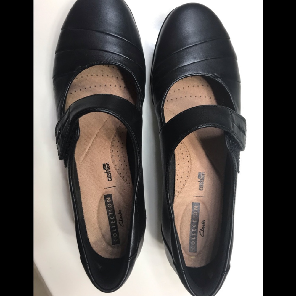 Clark’s black everlay Kennon Mary Jane shoes